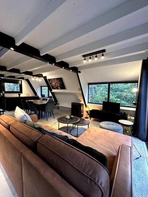 Chaleureux Chalet A Дюрби Екстериор снимка